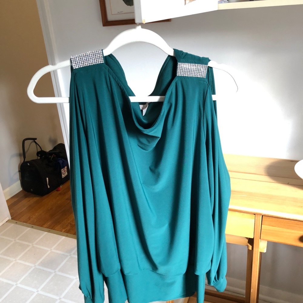 Emerald Green Rhinestone Detail Cold-Shoulder Long Sleeve Blouse - Picture 2 of 11